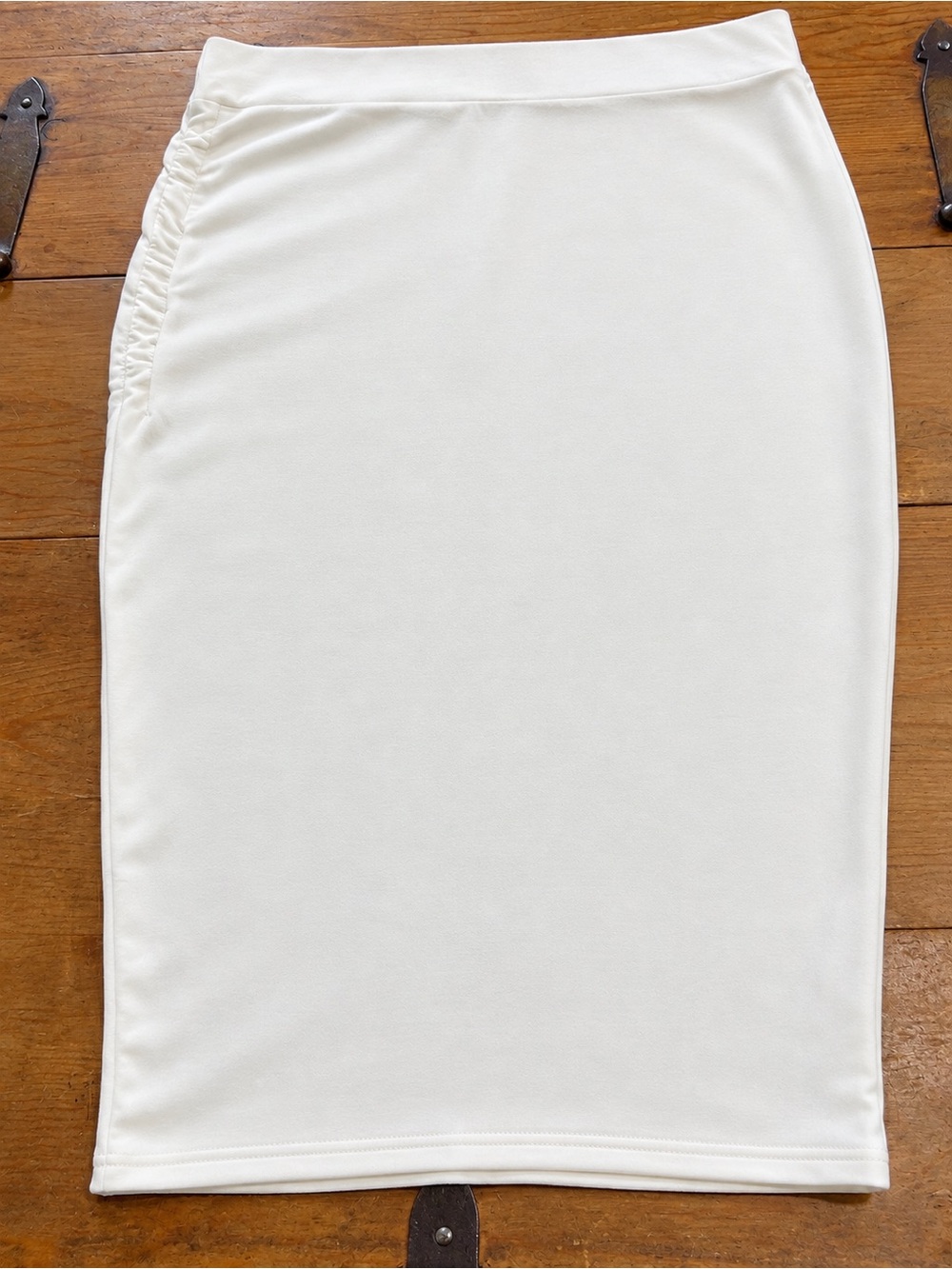 Naked Wardrobe Ivory Ruched Midi Pencil Skirt Size 1X Stretch 28” - Picture 2 of 4